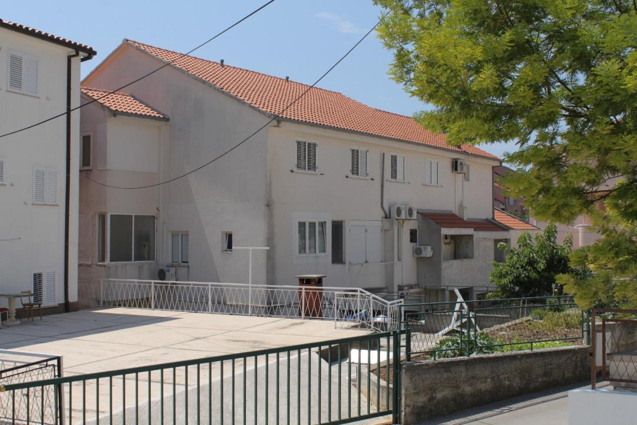 Apartments With A Parking Space Makarska - 6693 Eksteriør billede