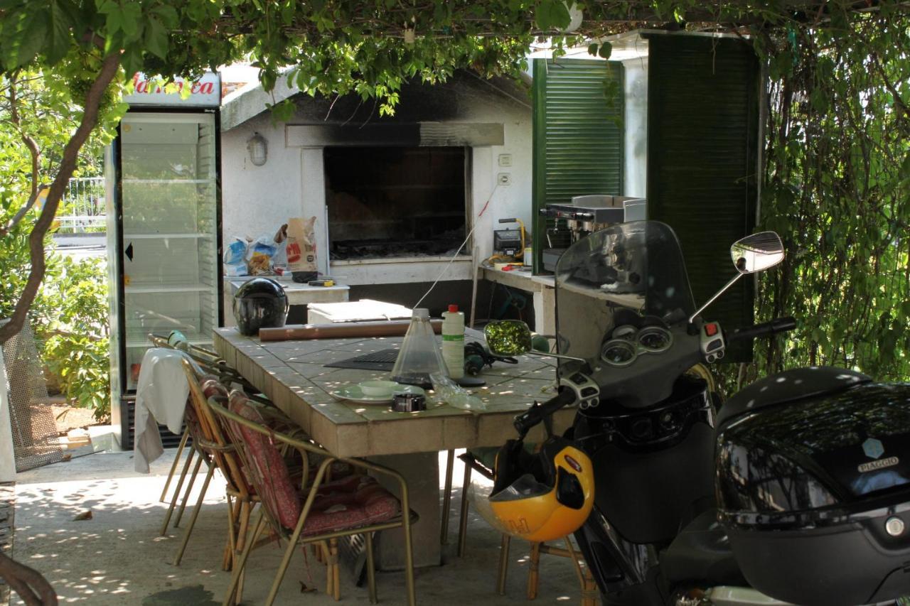 Apartments With A Parking Space Makarska - 6693 Eksteriør billede